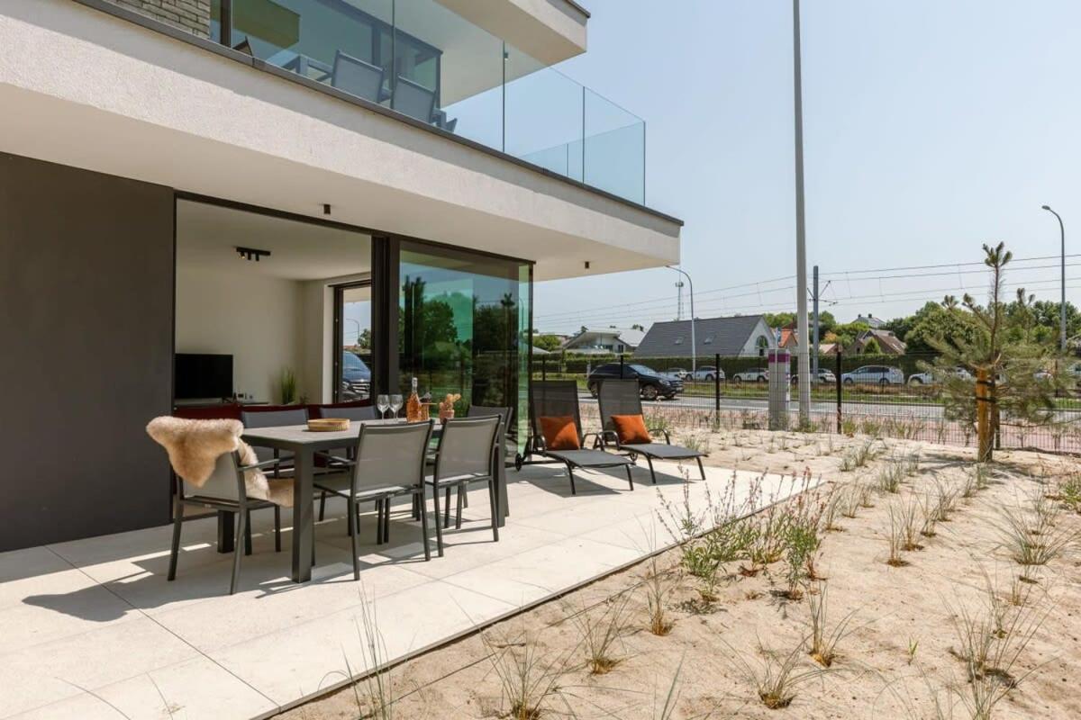 Huswell - Beautiful & Ultramodern Apartment In Oostduinkerke Koksijde Eksteriør bilde